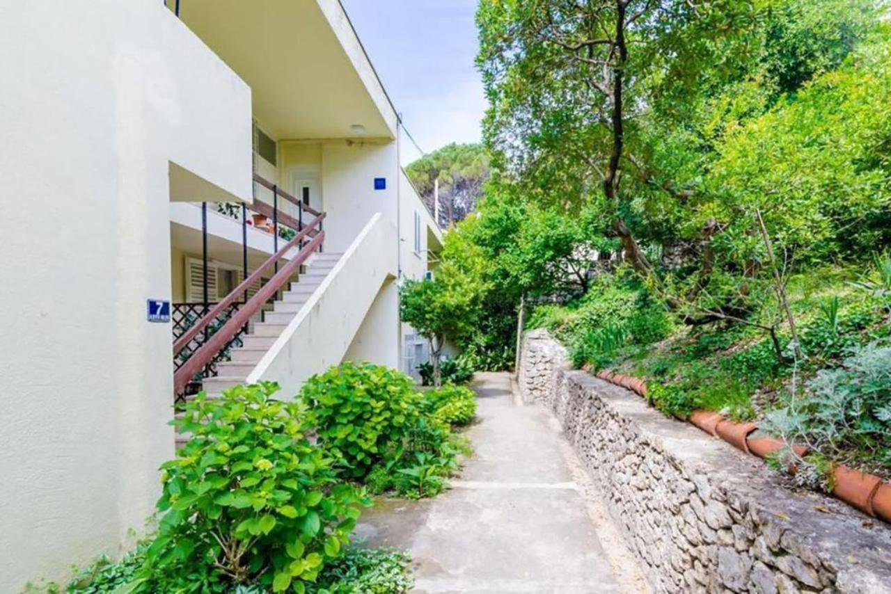 Dubrovnik: Quiet Corner Apartment Dubrovnik
